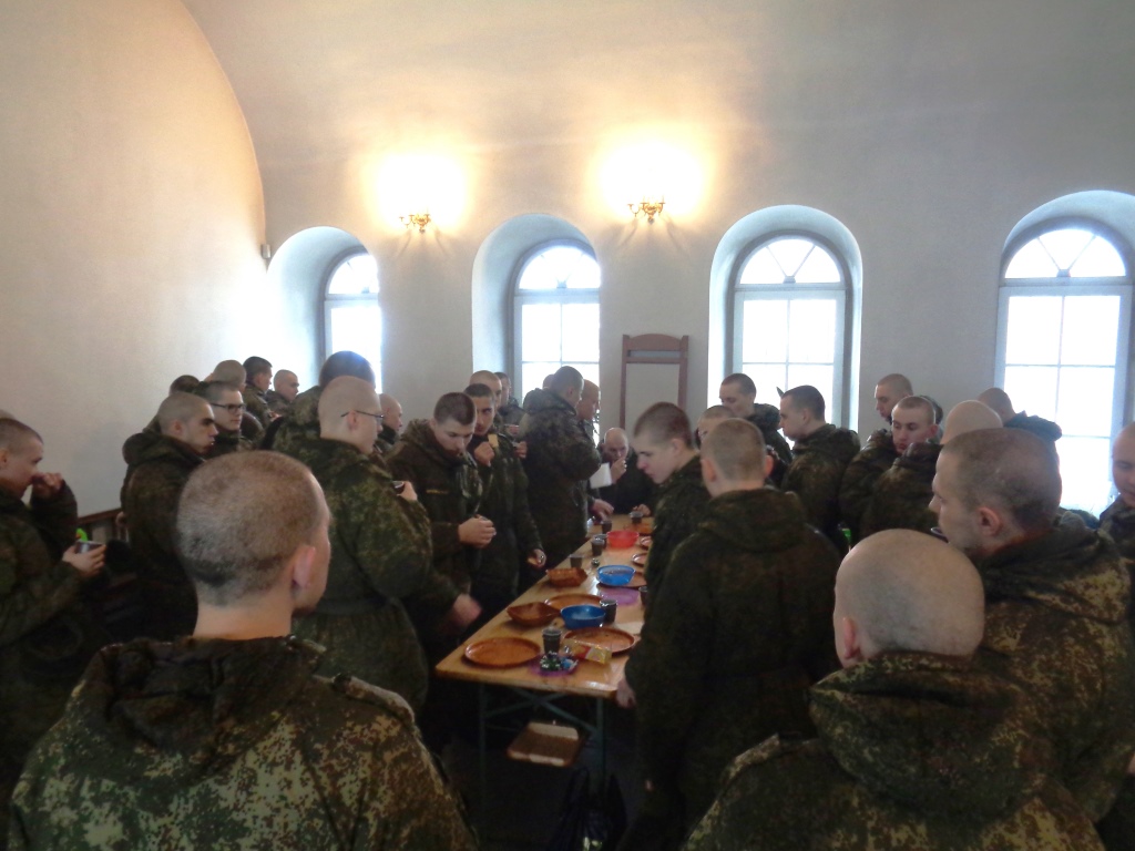 Беседа в войсковой части и солдатская поездка в храм