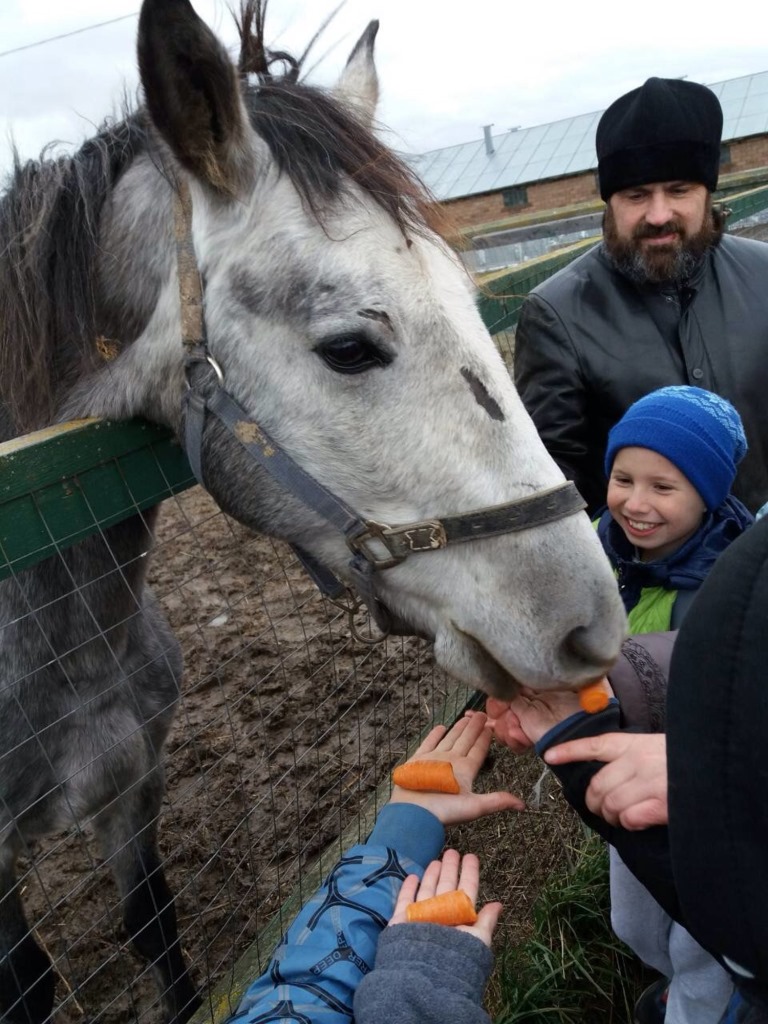 Согреем детские сердца -Поездка в зооцентр "Алабай"