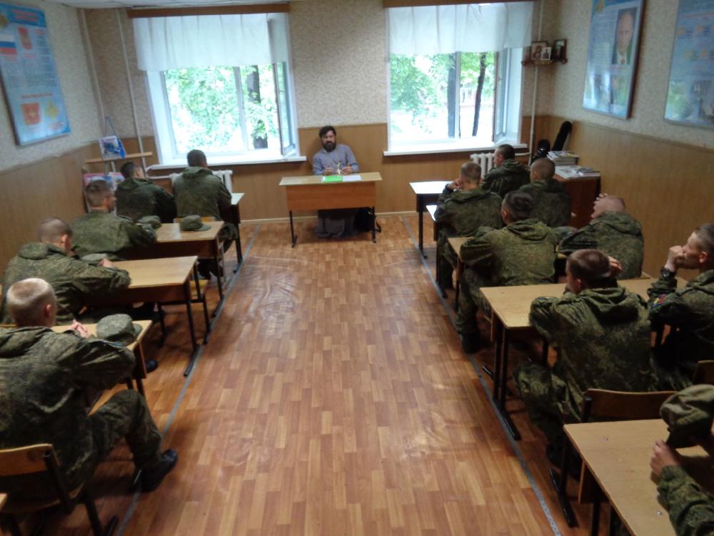 Беседа в воинской части 40917 ВДВ