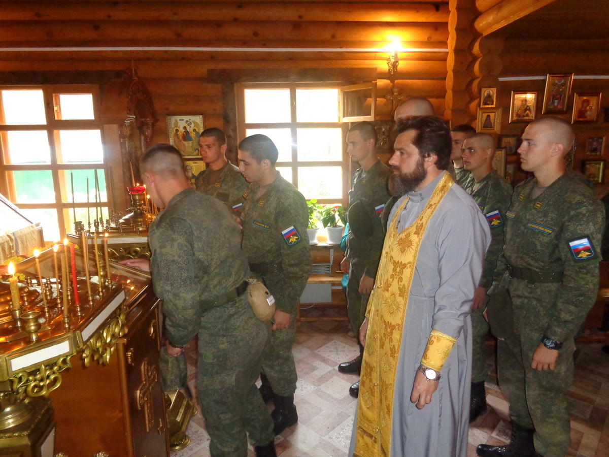 Престольный праздник храма в Сосновом Бору