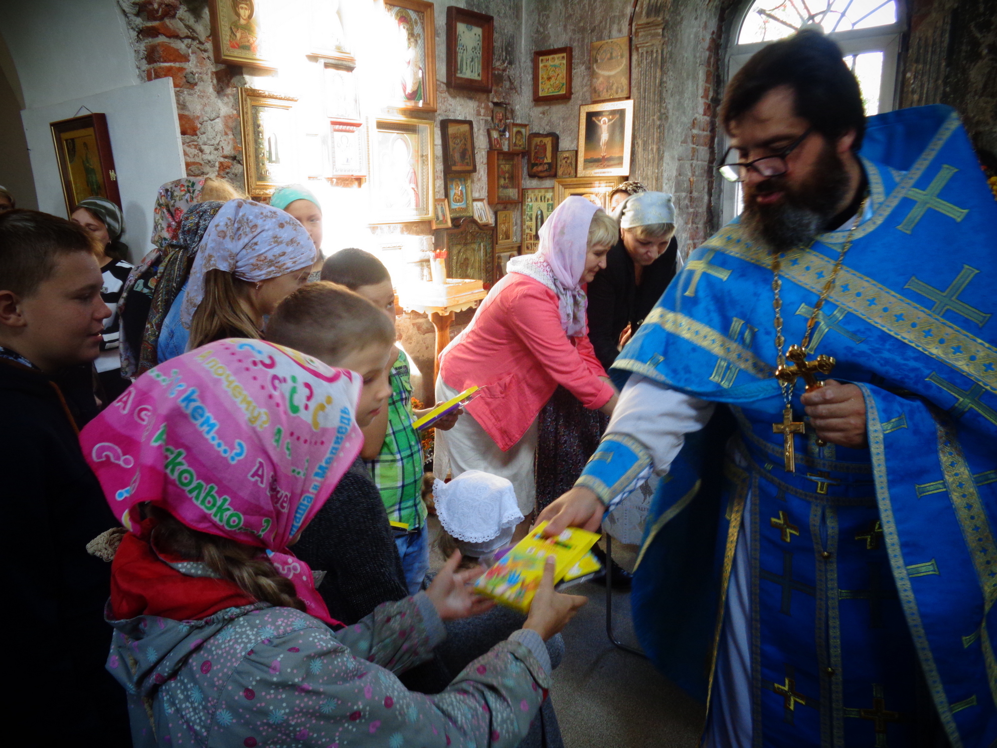 День знаний на приходе Казанского храма деревни Грайвороны