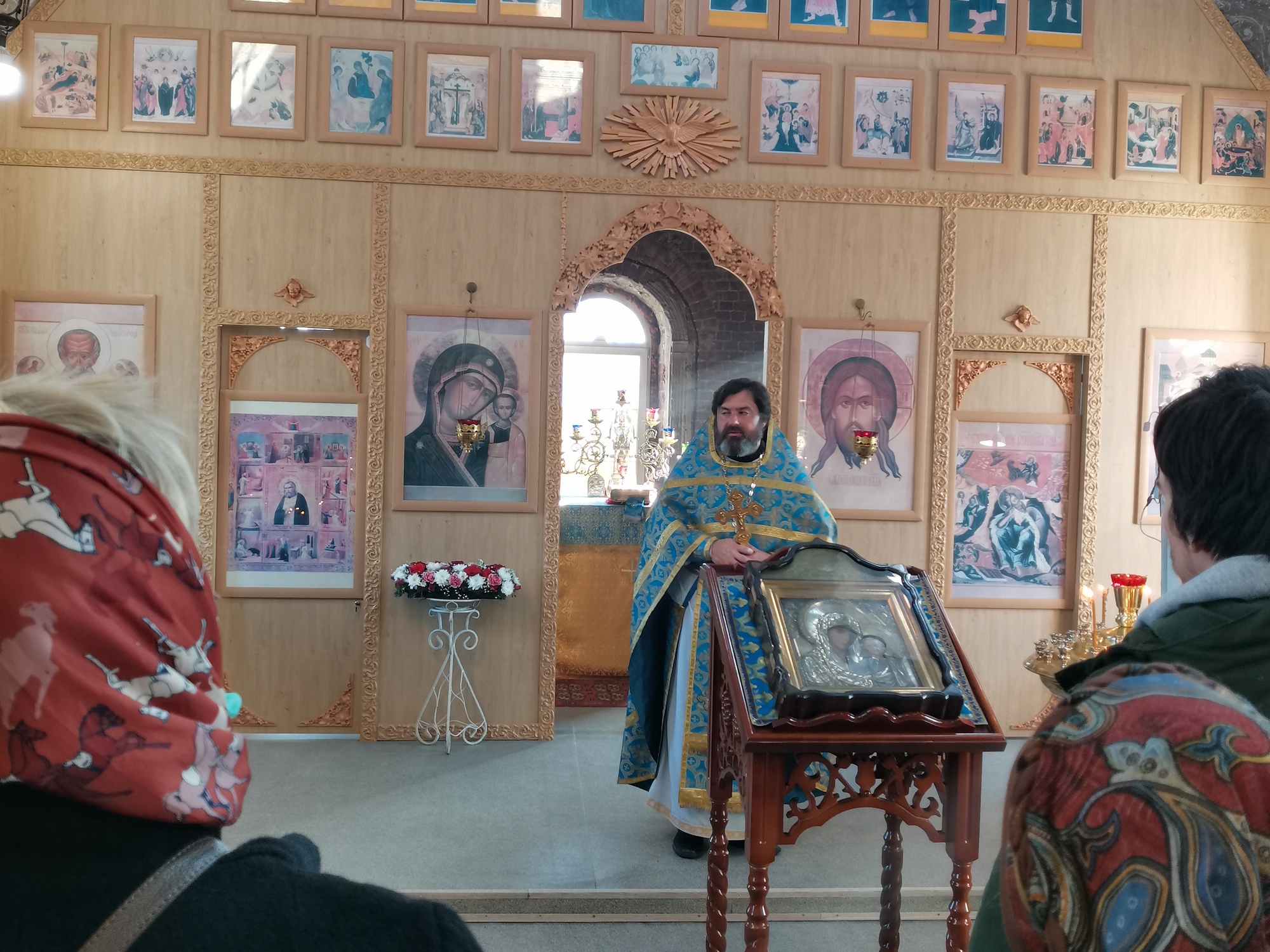 Престольный Праздник в Казанском храме деревни Грайвороны