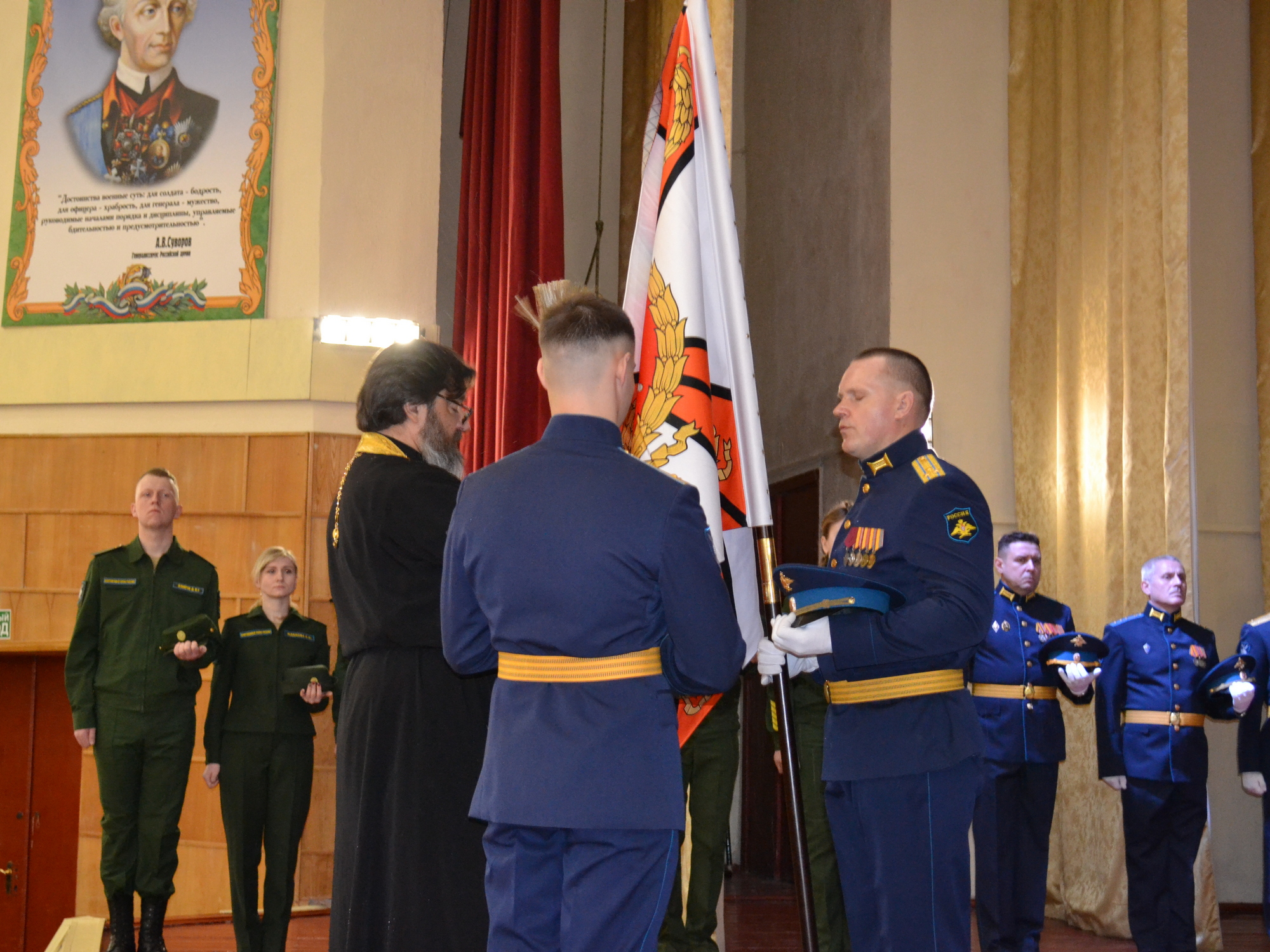 Освящение знамени в преддверии дня космонавтики  в восковой части № 17204