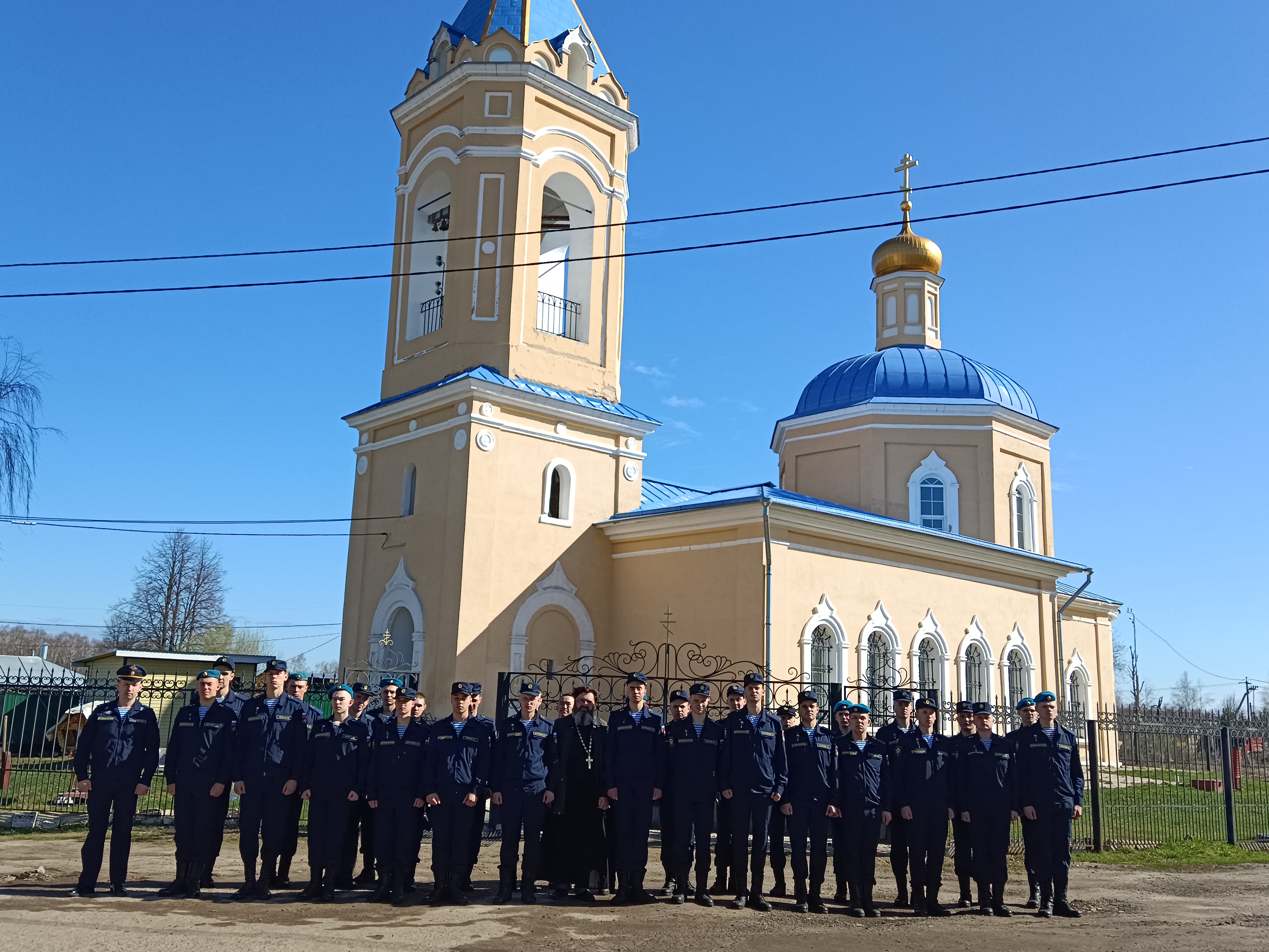 Встреча с военнослужащими в/ч 40917 в Казанском храме деревни Грайвороны