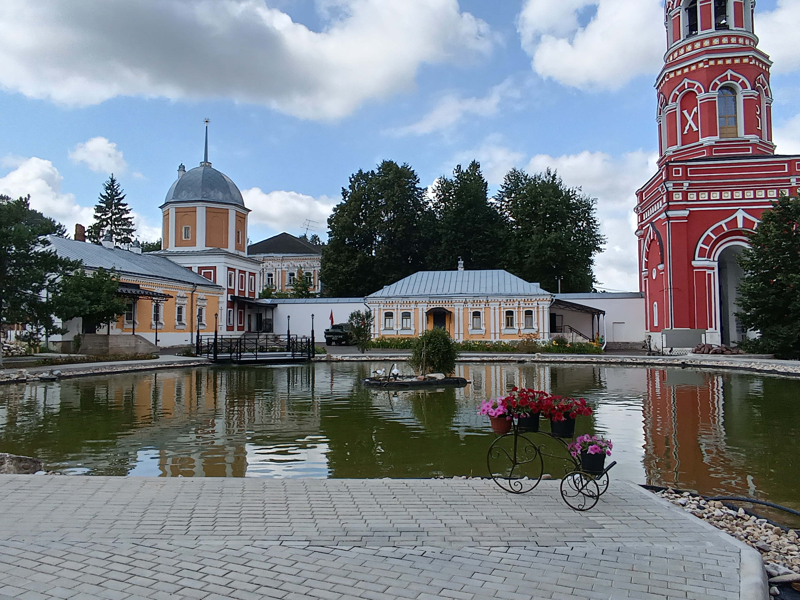Паломническая поездка в Вознесенскую Давидова пустынь и на Святой источник с.Талеж.