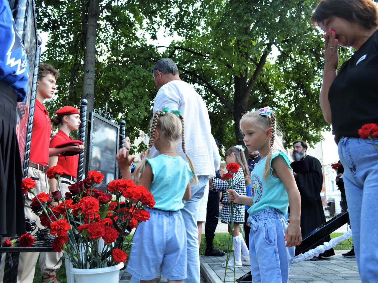 Торжественное открытие мемориала "Аллея памяти".