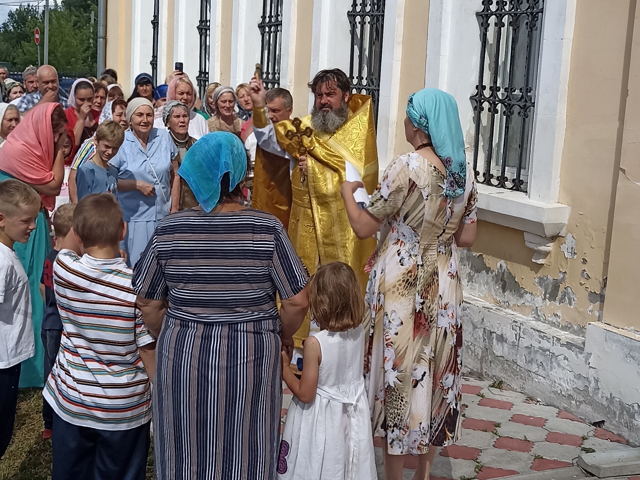 Престольный Праздник в Казанском храме деревни Грайвороны