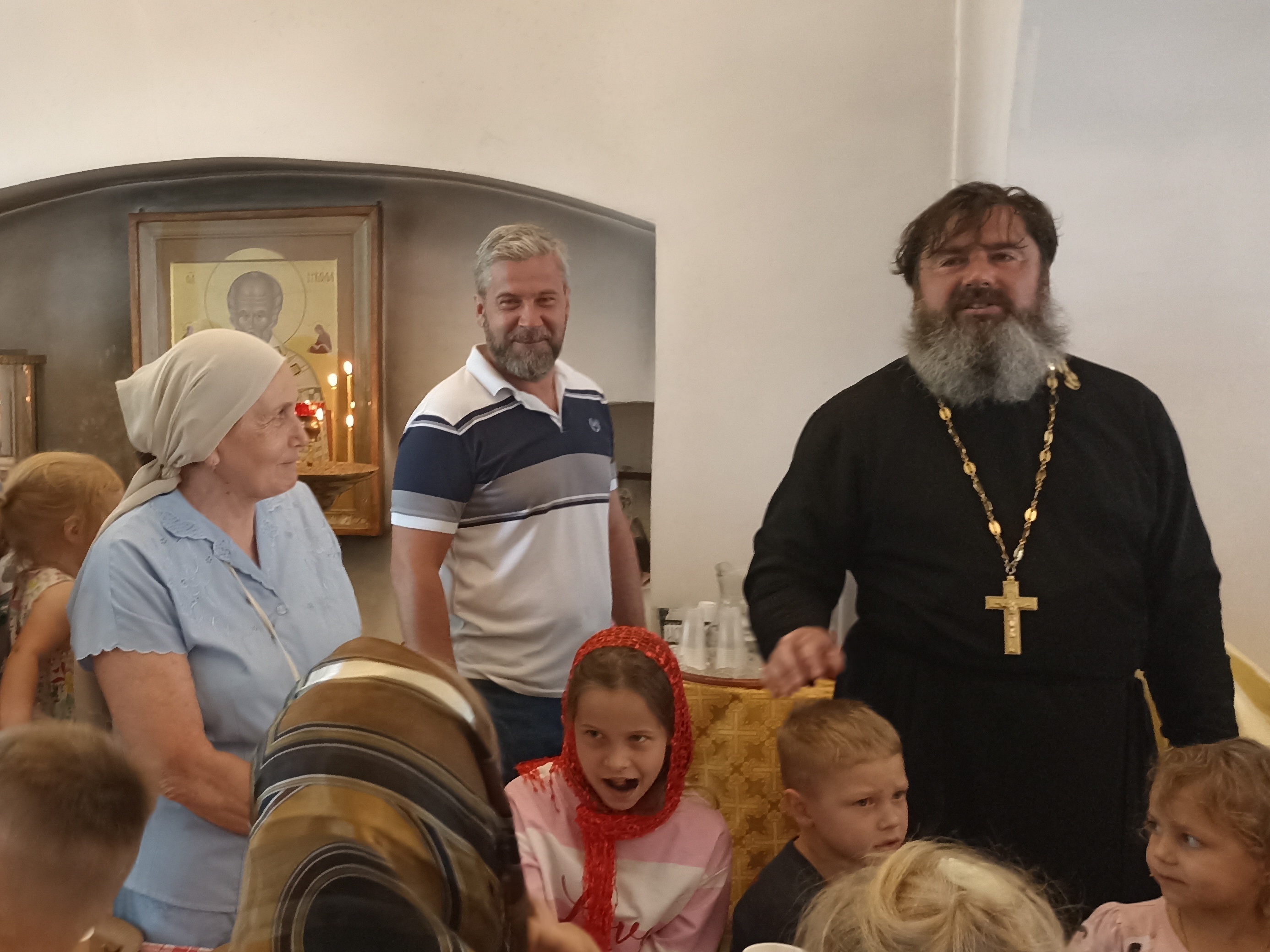 Престольный Праздник в Казанском храме деревни Грайвороны