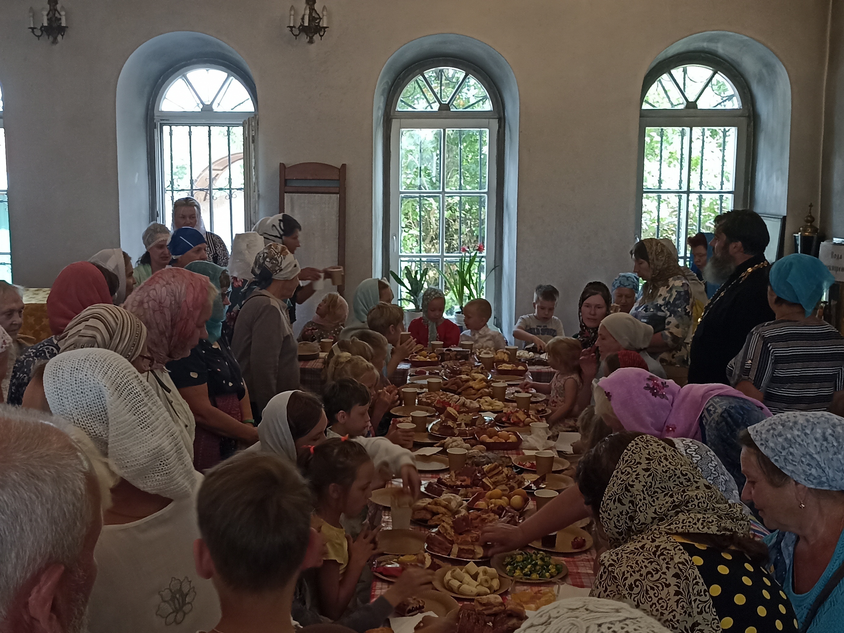 Престольный Праздник в Казанском храме деревни Грайвороны