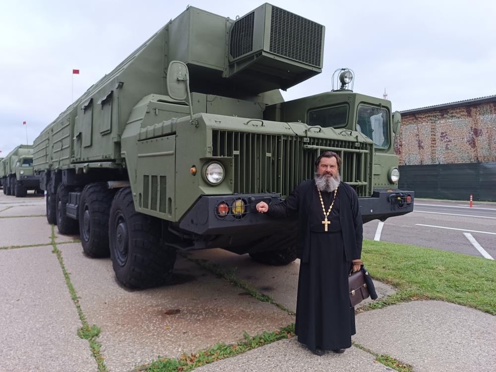 Поездка в Военно-патриотический парк культуры и отдыха Вооруженных Сил Российской Федерации «Патриот».