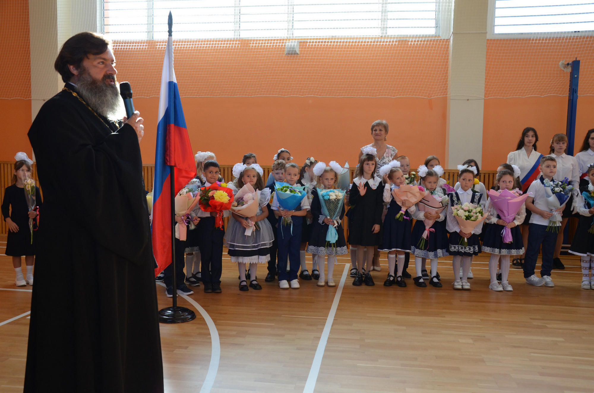 День знаний на приходе Казанского храма д. Грайороны.