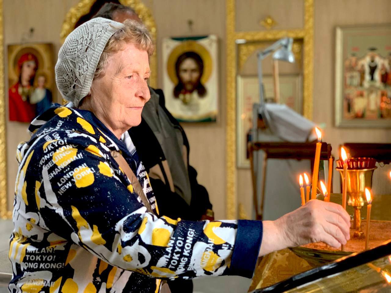 Участники Озёрского клуба активного долголетия посетили Казанский храм д. Грайвороны.