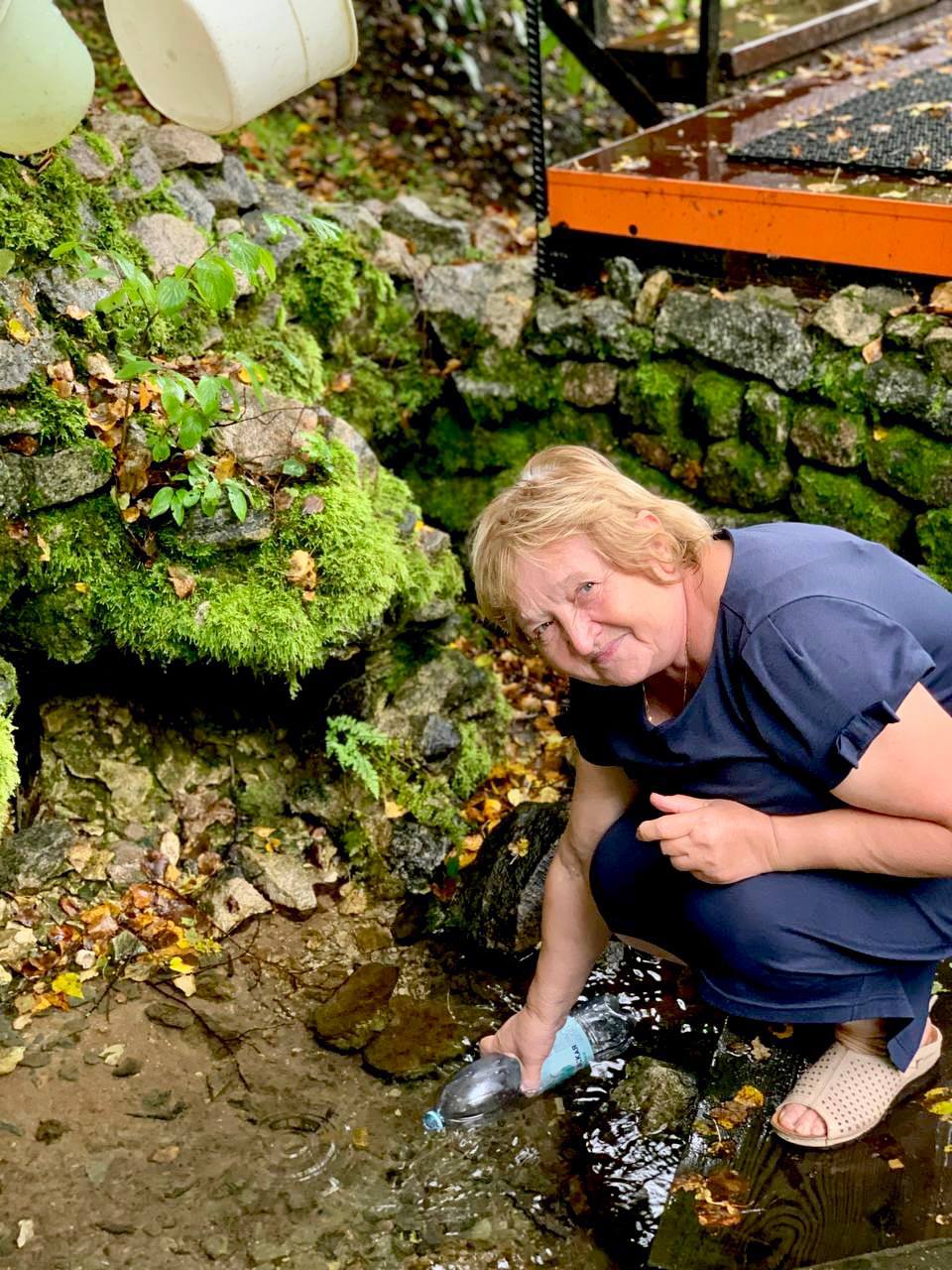 Участники Озёрского клуба активного долголетия посетили Казанский храм д. Грайвороны.