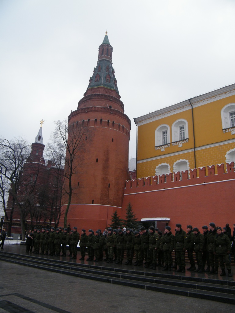 Поездка военнослужащих в Музей БТ вооружения и техники
