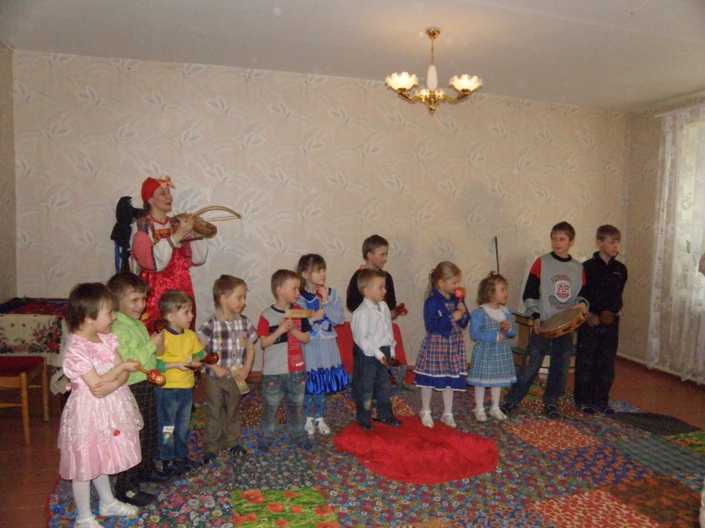 Пасхальные поздравления в детских домах