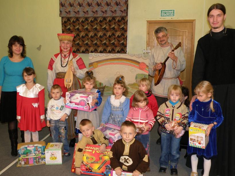 Согреем детские сердца