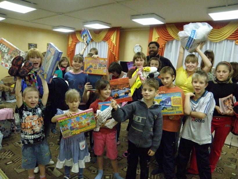 Согреем детские сердца