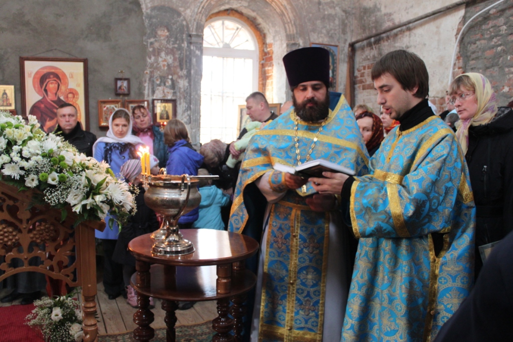 Празднование Казанской иконы Божией Матери