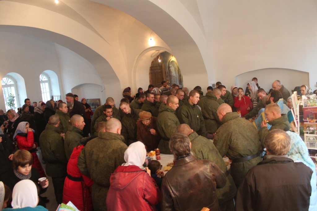 Празднование Казанской иконе Божией Матери