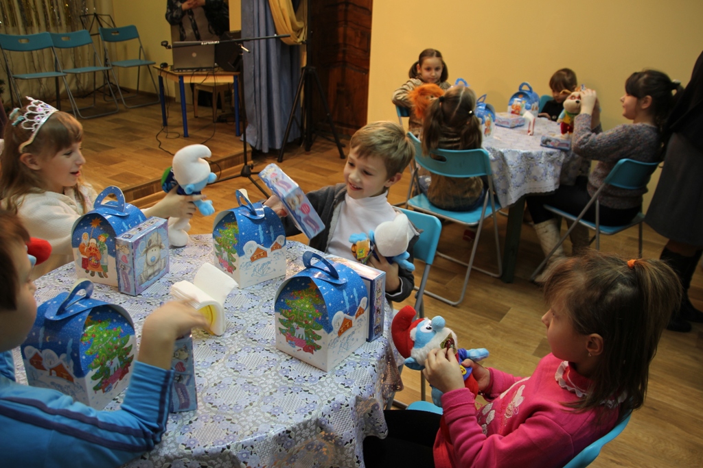 Рождественские поздравления детей