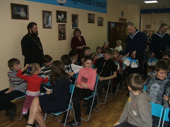 Беседа с подростками в центре "Гармония"