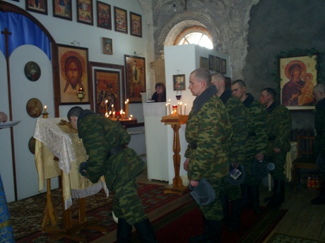 Божестенная литургия с участием военнослужащих