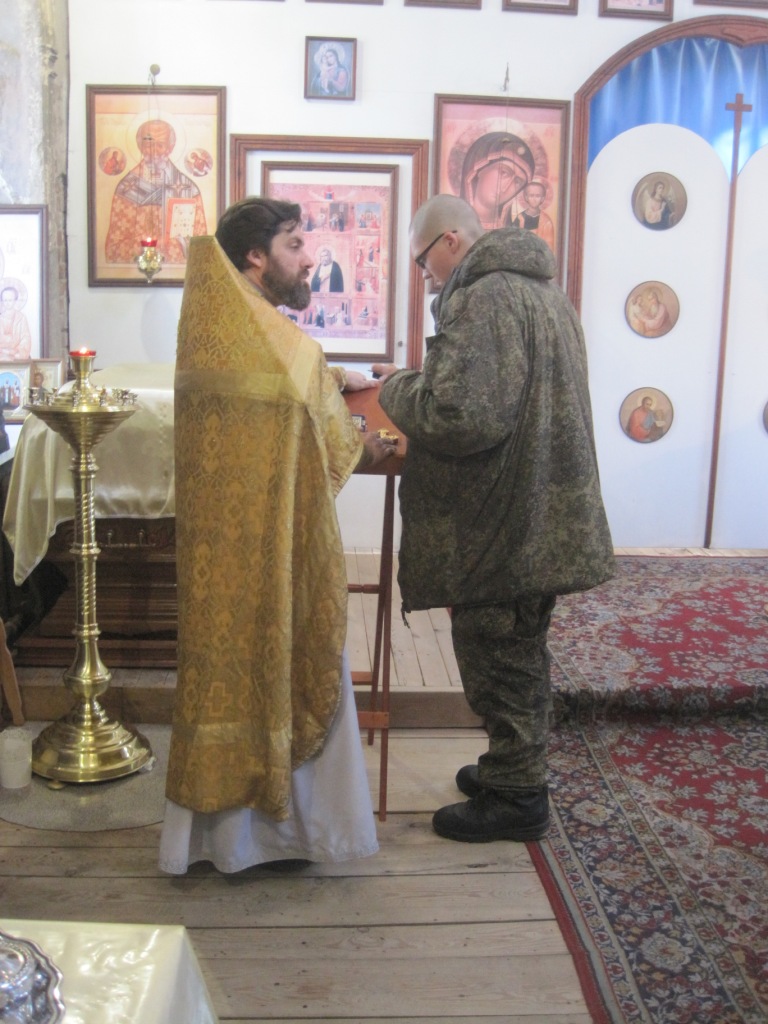 Поездка солдат на литургию в Грайвороны