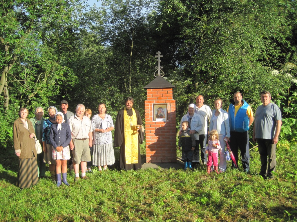 Освещение придорожного киота в Туменском